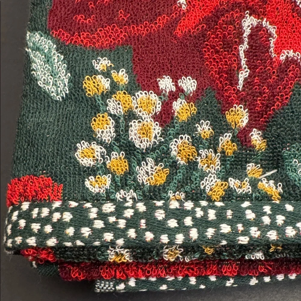 2pc BIANCA 100% Cotton Poinsettia Pattern Bath Hand Towel Set - Made in Portugal